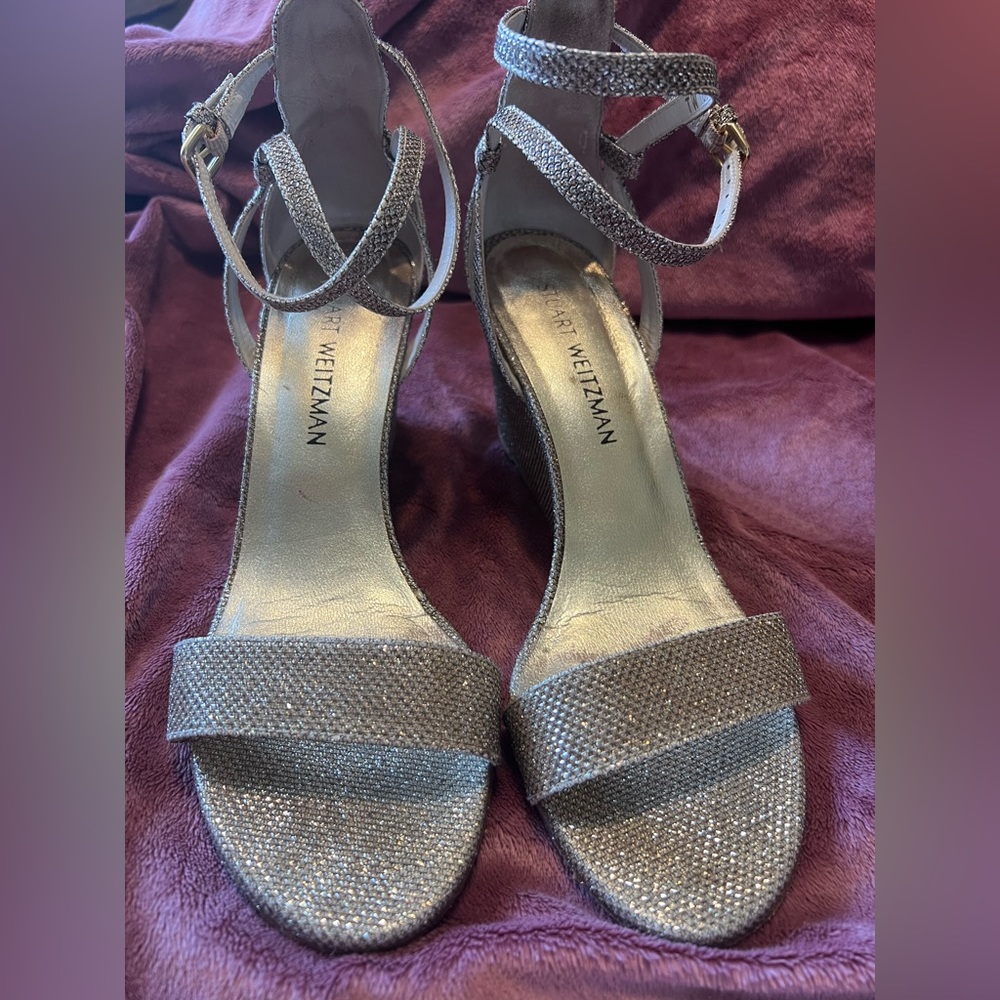 STUART WEITZMAN
Animal Print Glitter Accents Gladiator Sandals